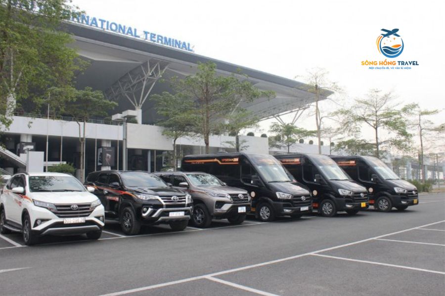 Dịch vụ đặt xe đi sân bay Nội Bài của Sông Hồng Travel rất chuyên nghiệp.