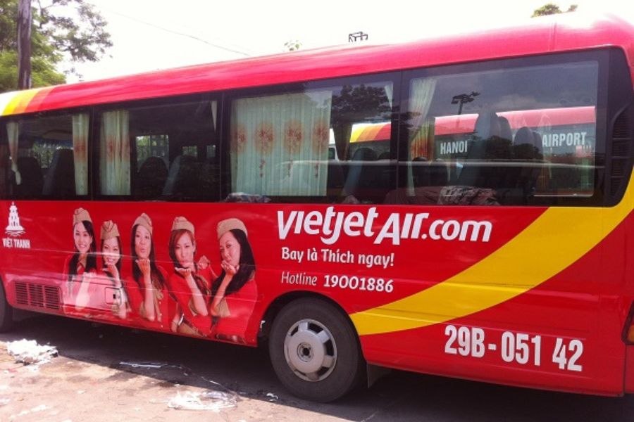 Dịch vụ xe bus đưa đón hành khách đi sân bay của Vietjet Air.