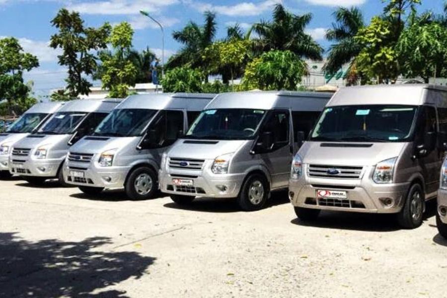 Dịch vụ đặt xe 7 chỗ đi sân bay Nội Bài